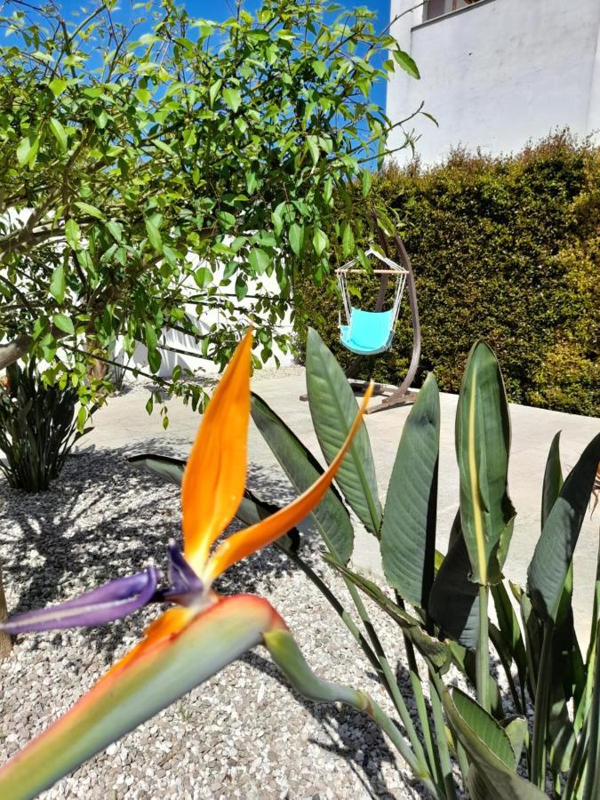 Отель Il Giardino Di Flora Con Piscina Лечче Экстерьер фото